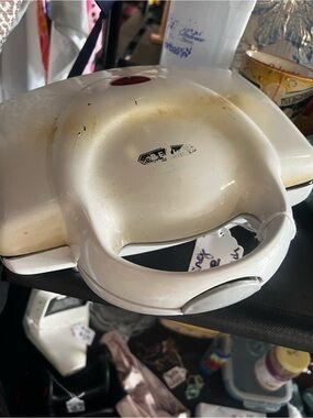 Bella White sandwich maker